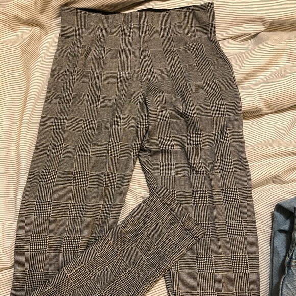 Cute pants - Picture 1 of 1